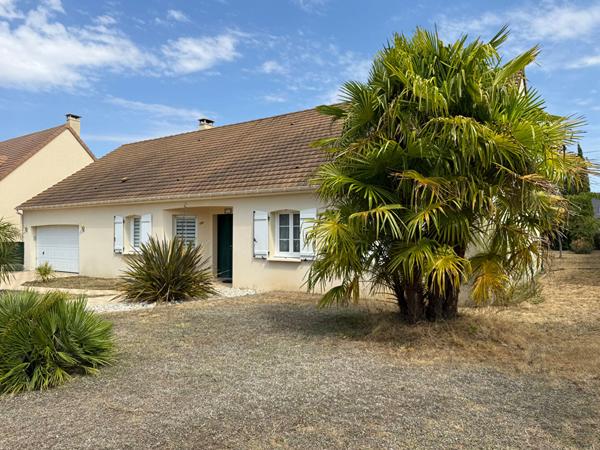 PAVILLON DE PLAIN-PIED-122M²-DOUBLE GARAGE-JARDIN