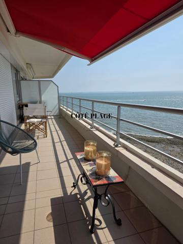 Royan (17200) ROYAN PONTAILLAC APPARTEMENT VUE OCÉAN T2 AU PRIX DE 580 000 € HAI