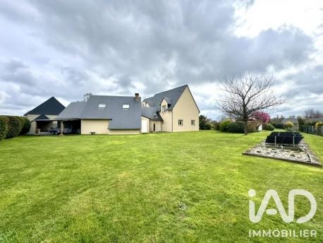 Maison à vendre 7 pièces 260 m² Fiquefleur-Équainville