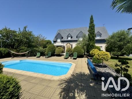 Maison à vendre 7 pièces 260 m² Fiquefleur-Équainville