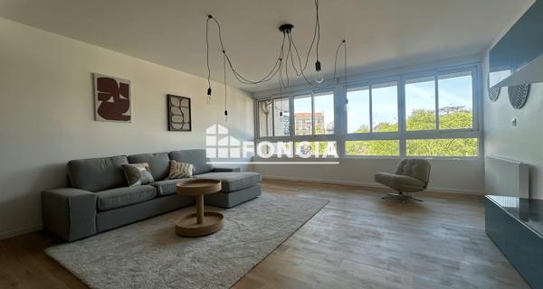 Location Appartement meublé 4 pièces 111.9 m² - Chatou 78400