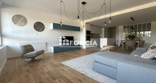 Location Appartement meublé 4 pièces 111.9 m² - Chatou 78400