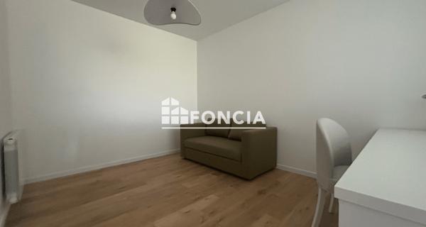 Location Appartement meublé 4 pièces 111.9 m² - Chatou 78400