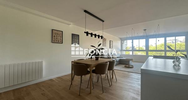 Location Appartement meublé 4 pièces 111.9 m² - Chatou 78400