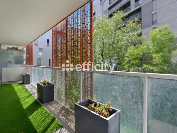 Appartement
         3 pièces
        - 64 m² Exclusivité 490 000 € *