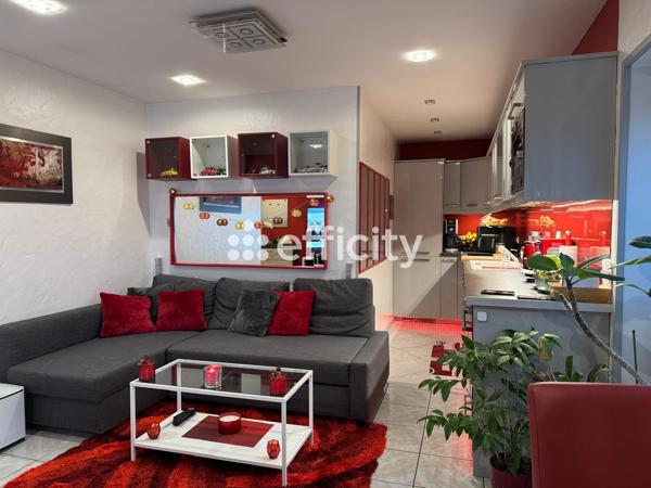 Appartement
         2 pièces
        - 35 m² 149 900 € *