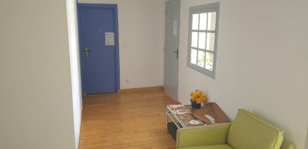 Location bureau Fort-de-France - 1 pièce(s) - 28 m² - 682 €/mois