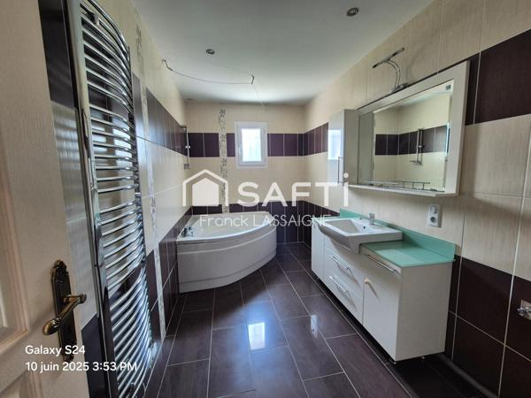 Maison plain pied 118m² 4 chbres avec gge/terrain