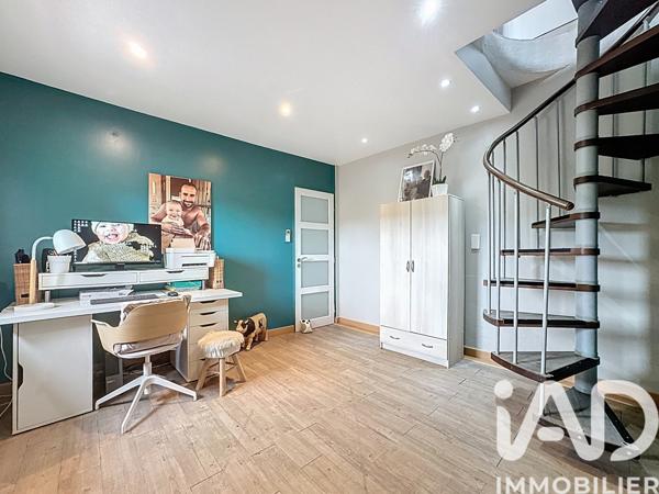 Maison à vendre 5 pièces 129 m² Saint-Cyr-sur-Mer