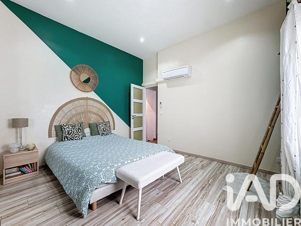 Maison à vendre 5 pièces 129 m² Saint-Cyr-sur-Mer