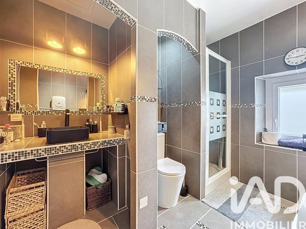 Maison à vendre 5 pièces 129 m² Saint-Cyr-sur-Mer