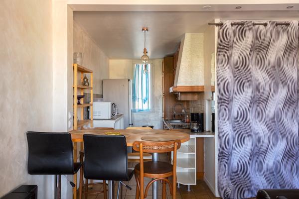Appartement
         2 pièces
        - 50 m² Exclusivité 254 000 € *