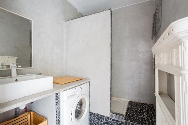 Appartement
         2 pièces
        - 50 m² Exclusivité 254 000 € *