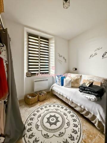 Immeuble à vendre 6 pièces de 135 m²