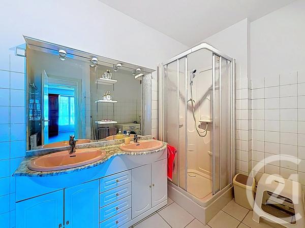 Appartement à vendre  4 pièces - 77,52 m 2   BENODET  - 29