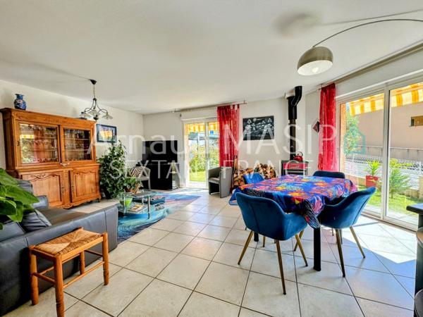 VILLE 4F 97M² HAB, 3 CH, DOUBLE GARAGE, PARKING CAMPING CAR, TERRASSE, BELLE VUE, AU CALME PROCHE COMMERCES