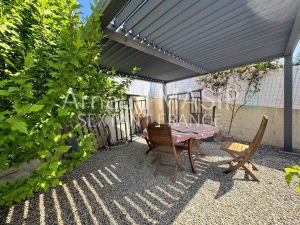 VILLE 4F 97M² HAB, 3 CH, DOUBLE GARAGE, PARKING CAMPING CAR, TERRASSE, BELLE VUE, AU CALME PROCHE COMMERCES