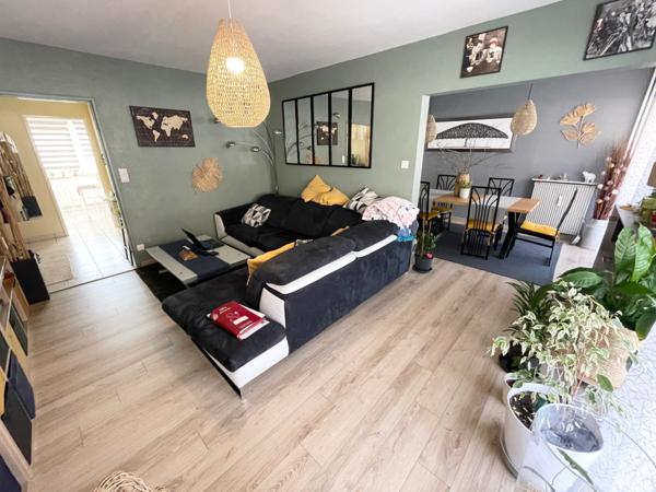 Appartement F5 avec terrasse et garage