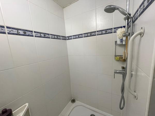 Appartement F5 avec terrasse et garage