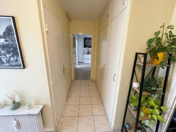 Appartement F5 avec terrasse et garage