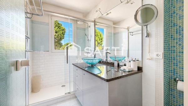 Appartement d’exception en dernier étage au calme