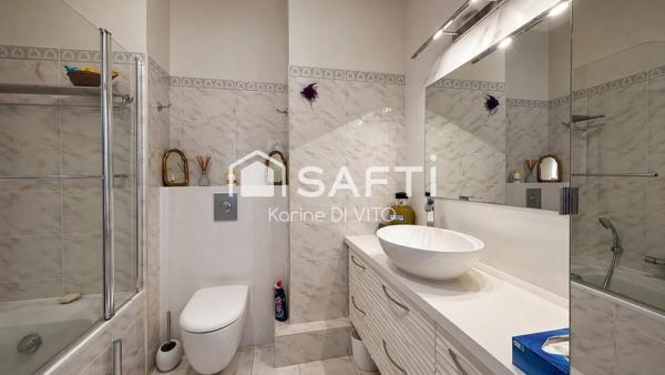 Appartement d’exception en dernier étage au calme