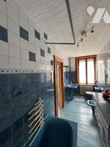 Nouveau mandat, maison de village située sur la commune de Vrigne-Aux-Bois comprenant:

- au ...