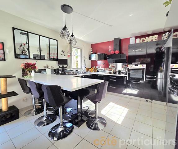 Vente
                Maison72 m² - 4 Pièces -
                    TOURS (37100)