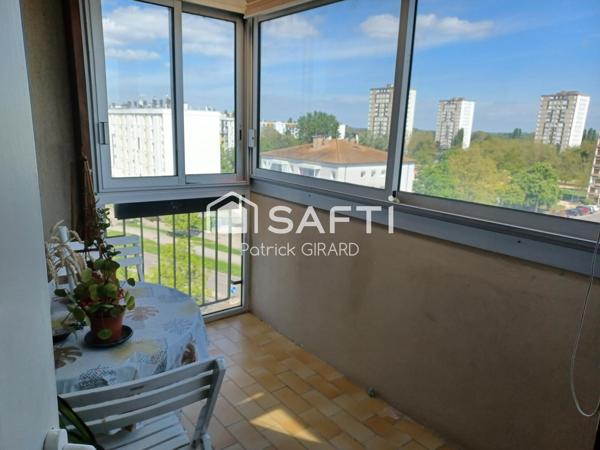 Appartement meublé , rénovée bien équipée  deux chambres un séjour cuisine équipé charge de copropriété   raisonnable