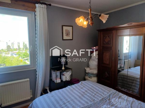 Appartement meublé , rénovée bien équipée  deux chambres un séjour cuisine équipé charge de copropriété   raisonnable