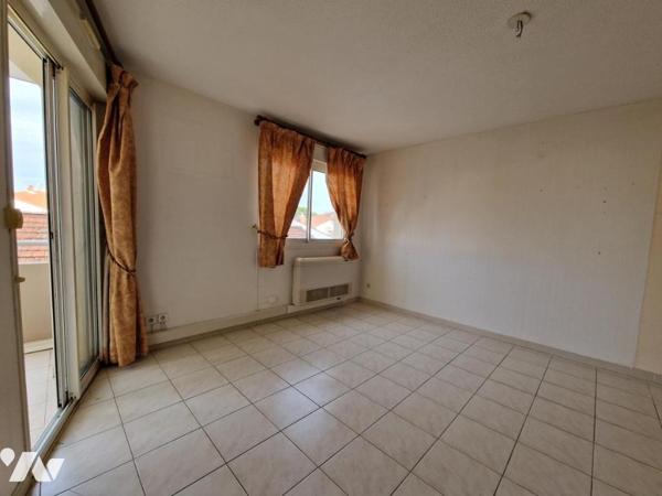 Appartement T2 avec terrasse - Résidence "LES FLORALINES"