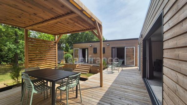 Dpt Essonne (91), à vendre Ormoy-la-Rivière, Lodge 5 chambres - 4 salles d'eau - terrasse dans un village collection avec prestations haut de gamme