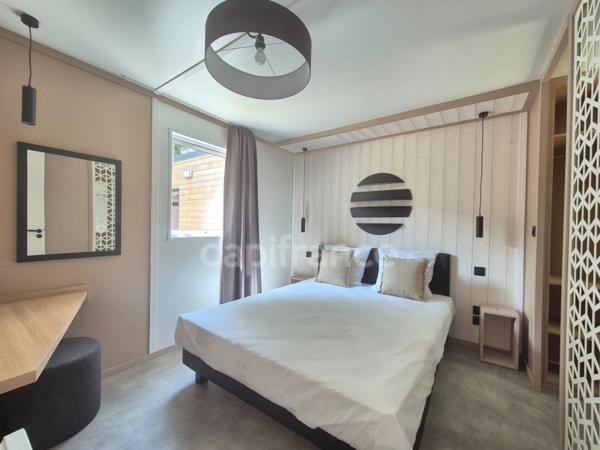 Dpt Essonne (91), à vendre Ormoy-la-Rivière, Lodge 5 chambres - 4 salles d'eau - terrasse dans un village collection avec prestations haut de gamme