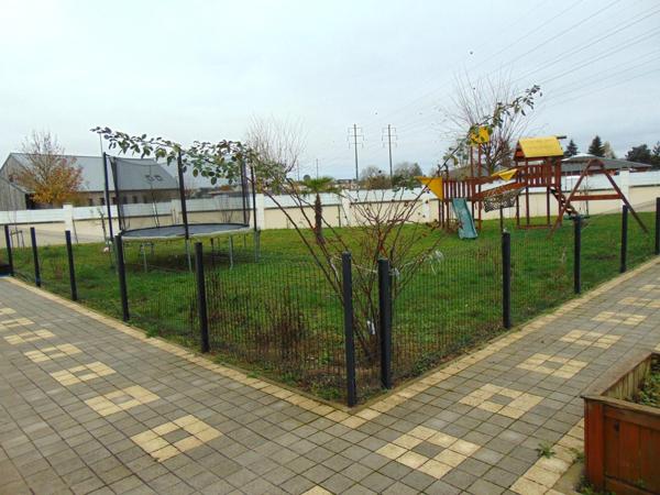 MAISON TRES RECENTE CENTRE VILLEMANDEUR