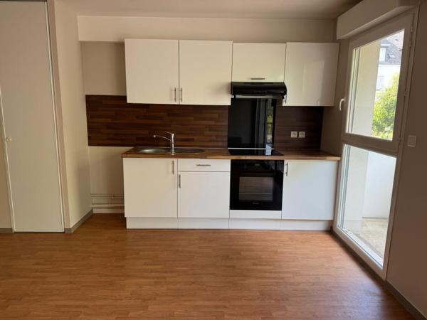 A LOUER : A Lorient, appartement T3 avec garage - 61m²