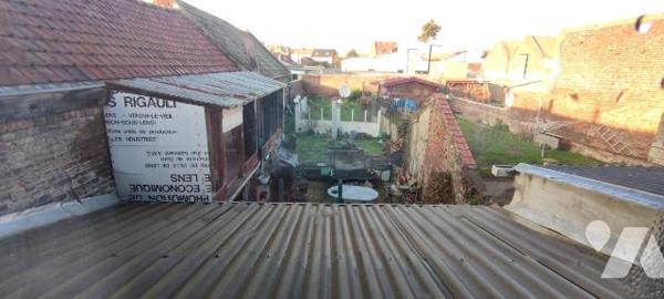 HARNES CENTRE VILLE MAISON AVEC JARDIN ET GARAGE 