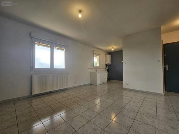 Location - Appartement Viré 71260 2 pièces 42 m 2