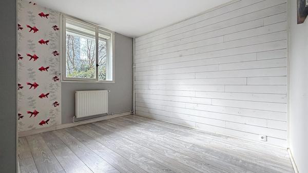 Appartement T4 traversant 80 m2 3 chambres