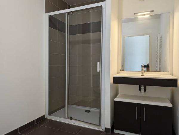 La Rochelle (17000) À vendre – Studio 25 m² avec grand balcon à La Rochelle (quartier Tasdon)