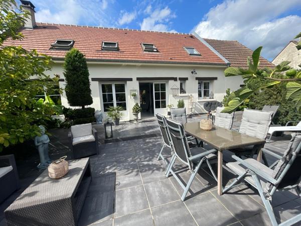 Propriete à vendre à Villers-sur-Coudun dans l'Oise (60150), ref : 60092/343 Centre