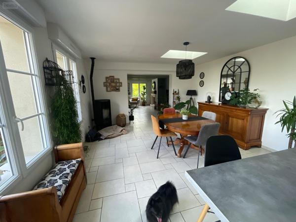 Propriete à vendre à Villers-sur-Coudun dans l'Oise (60150), ref : 60092/343 Centre