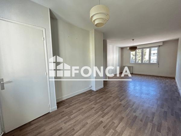 Location Appartement 5 pièces 103.96 m² - 8 PLACE JACQUES LELIEUR Rouen 76000