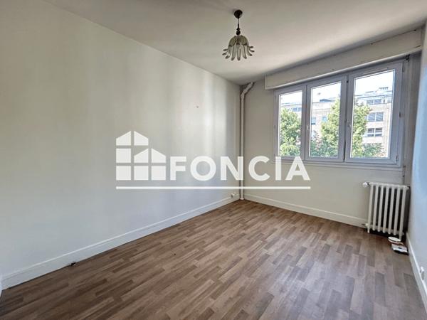Location Appartement 5 pièces 103.96 m² - 8 PLACE JACQUES LELIEUR Rouen 76000