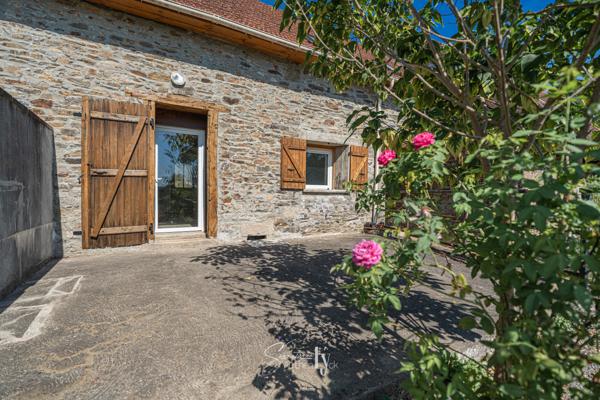 Immeuble
         8 pièces
        - 112 m² 159 900 € *
