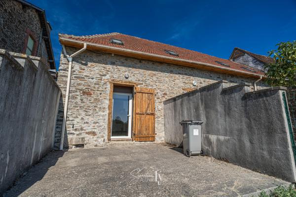 Immeuble
         8 pièces
        - 112 m² 159 900 € *