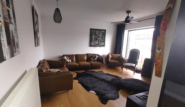 Sausheim (68390) RARE MAISON DE190M² +50 M² DE GARAGE ET CAVE SUR 729M² DE TERRAIN AVEC PISCNE