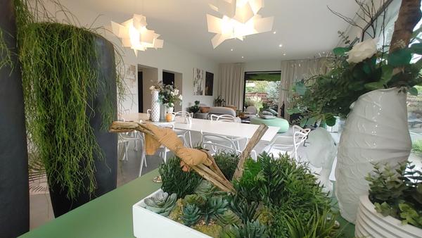 Sausheim (68390) RARE MAISON DE190M² +50 M² DE GARAGE ET CAVE SUR 729M² DE TERRAIN AVEC PISCNE