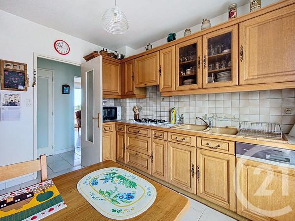 Appartement F4 à vendre  4 pièces - 72,23 m2 ROCHEFORT - 17