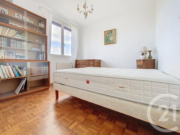 Appartement F4 à vendre  4 pièces - 72,23 m2 ROCHEFORT - 17