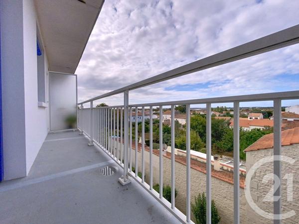 Appartement F4 à vendre  4 pièces - 72,23 m2 ROCHEFORT - 17